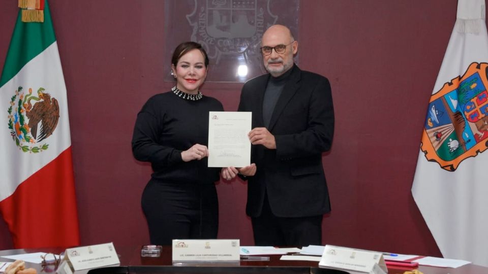 Carmen Lilia Canturosas y Carlos Montiel Saeb.