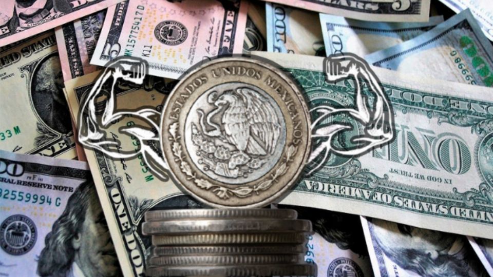 El dólar continúa cediendo terreno frente al peso mexicano