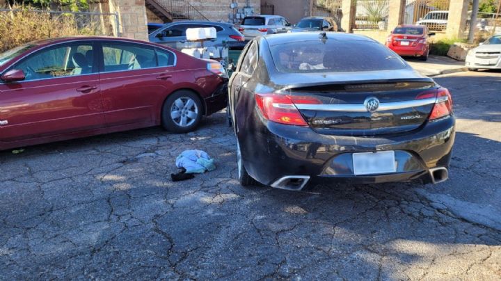 Arrestan a traficante tras persecución en Laredo; 5 indocumentados logran huir