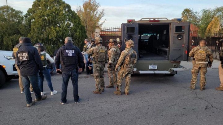 Hallan 30 indocumentados en dos casas de Laredo y San Antonio