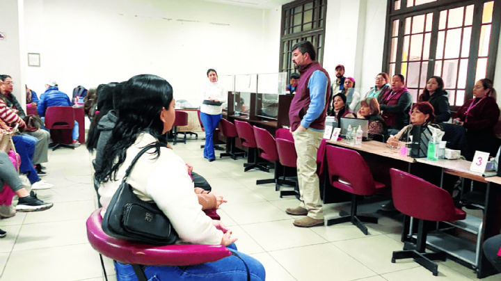 Tendrán abuelitos consultas en casa