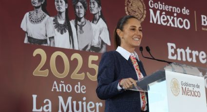 Claudia Sheinbaum entrega tarjetas de Pensión Mujeres Bienestar en Huauchinango