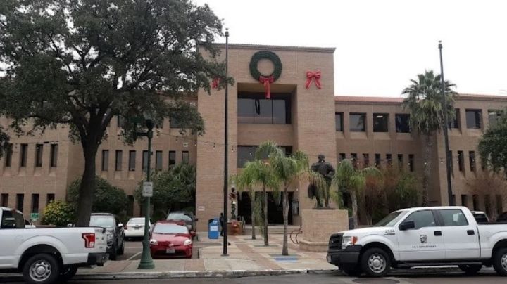 Laredo anuncia cierre masivo de sus oficinas administrativas; ¿cuándo y cuál es el motivo?