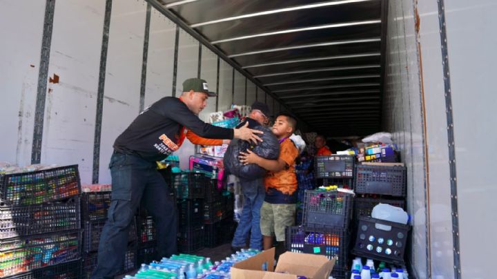 Neolaredenses dan ejemplo de unión; amplían colecta para damnificados de Tamaulipas y Veracruz