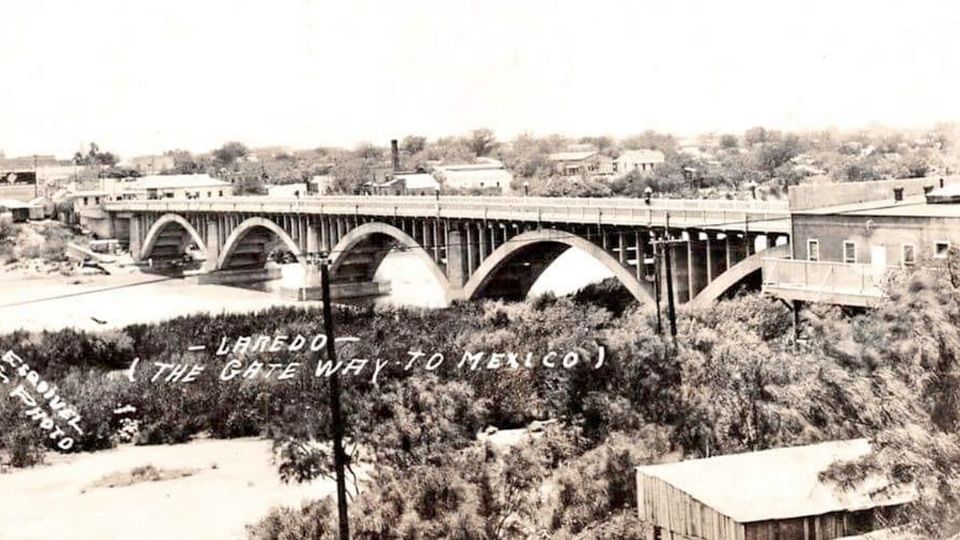 EL puente que tuvo que ser dinamitado
