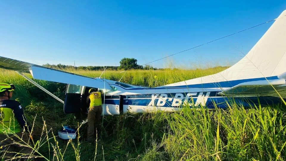 La avioneta cayó sobre la maleza