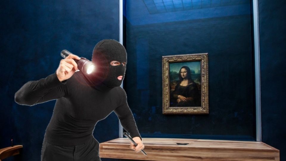 Robo en el Louvre de París.