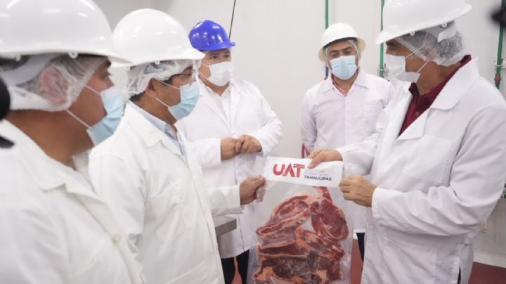 Constata gobernador de Tamaulipas modernización del rastro de la UAT