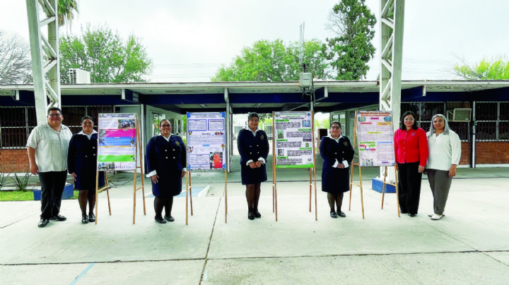 Celebra Normal Urbana Cuauhtémoc su 73 aniversario