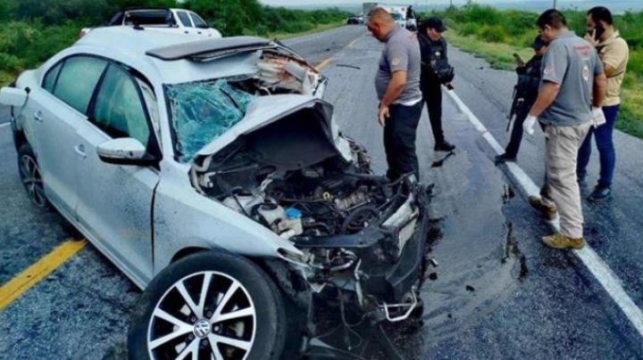 Dos personas mueren prensadas en brutal choque; se estrellaron en la carretera Matamoros-Victoria
