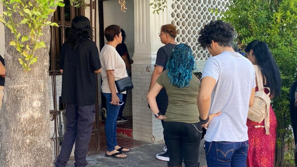 Alumnos no están conformes con el retraso.