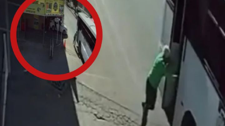 Abuelito es arrastrado 25 metros por camión de pasajeros en Coahuila