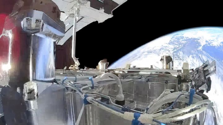 Reportan que satélites de SpaceX emiten transmisiones inusuales, ¿se debe al cometa 3I/ATLAS?