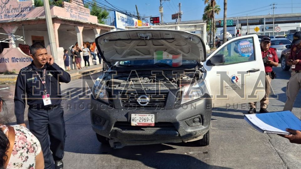 Paramédicos de Ambulancias Ariana arribaron de inmediato y atendieron al hombre herido en el lugar