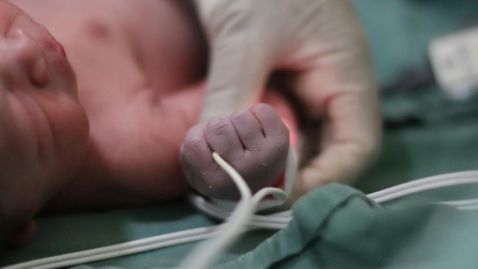 ¿Qué apellido reciben los huérfanos en México?