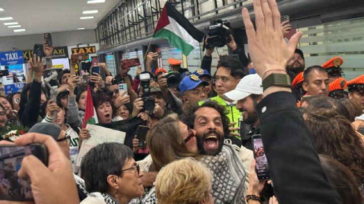 Regresan a México los seis integrantes de la Flotilla Sumud tras su detención en Israel | VIDEO