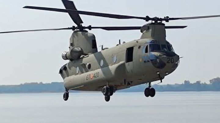 Laredo, Texas: enormes helicópteros militares Chinook sobre el Río Bravo causan miedo en fronterizos