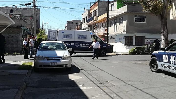 Mujer resulta herida durante balacera por asomarse a la ventana; hay una persona fallecida