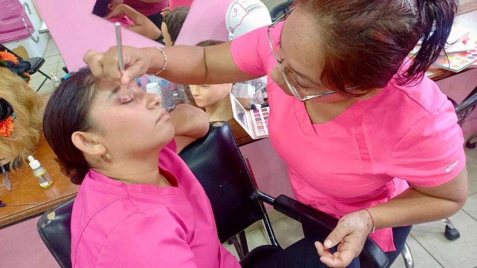 DIF Nuevo Laredo promueve el desarrollo personal