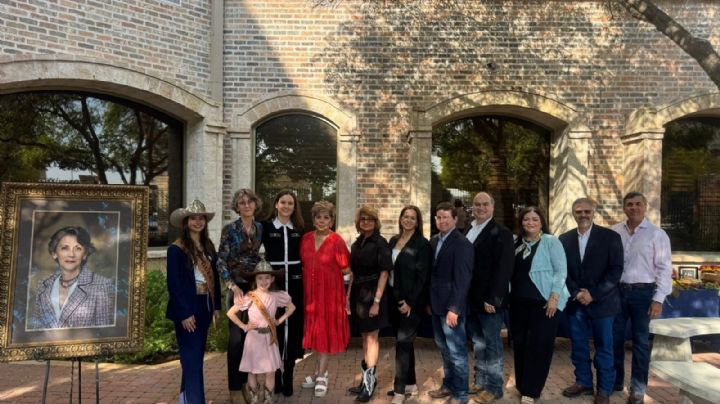 Distinguen a Ana María Finley como la Ranchera del Año