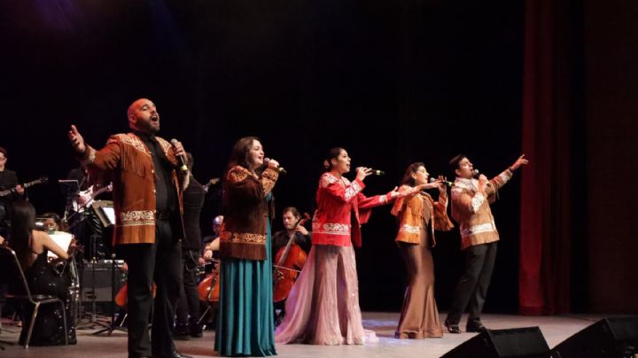 Vive Nuevo Laredo una velada inolvidable con la obra 'Polvo Enamorado'