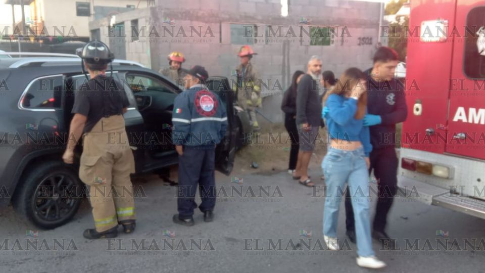 Itzel, de 19 años, resultó lesionada.