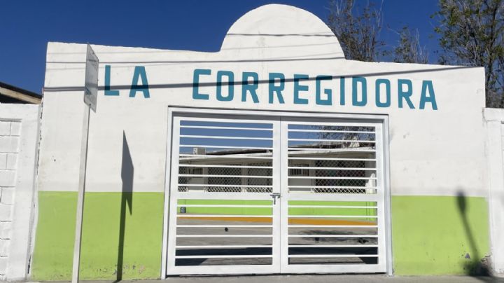 Nuevo Laredo: vuelven a clases más de mil 800 alumnos tras pleito por cuotas