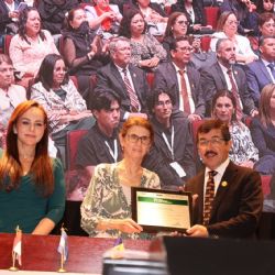 La Dra. Annie Pardo dicta conferencia magistral en la UAT