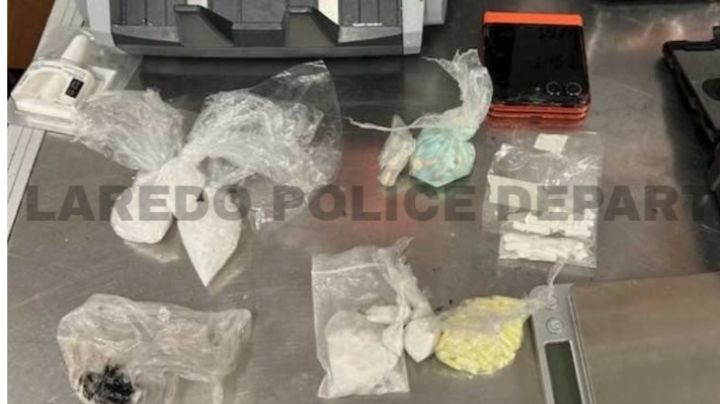 Policía de Laredo atrapa a cinco narcomenudistas con arsenal de drogas y arma robada