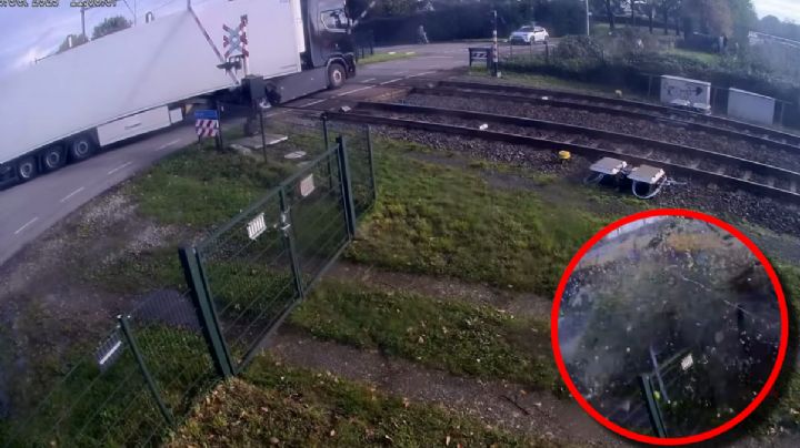Brutal accidente entre tren y camión deja cinco personas heridas; video alerta a los conductores