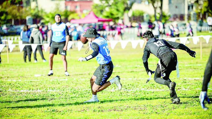 Atleta de Nuevo Laredo derrocha talento con Tamaulipas en Nacional Federado FootballFlag 2025