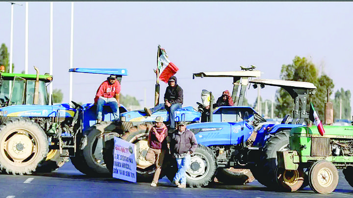 Buscan con bloqueos desestabilizar el país