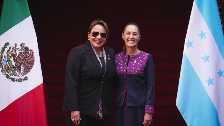 Claudia Sheinbaum recibe en Palacio Nacional a Xiomara Castro, presidenta de Honduras