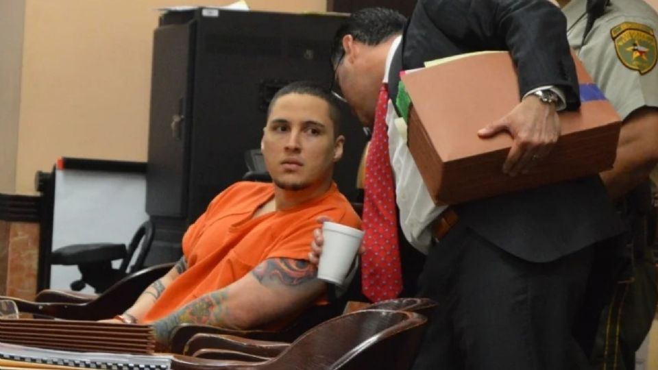 Sentencian con doble cadena perpetua a expatrullero que asesinó a su pareja e hijo