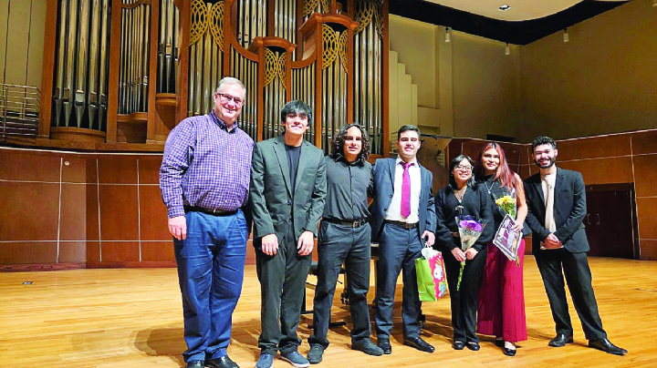 Estudiantes de la carrera de música de TAMIU ofrecen recital de piano