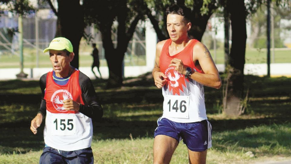 El ultracorredor neolaredense buscará un lugar en la Selección Mexicana rumbo al Campeonato Mundial de la Asociación Internacional de Ultracorredores.