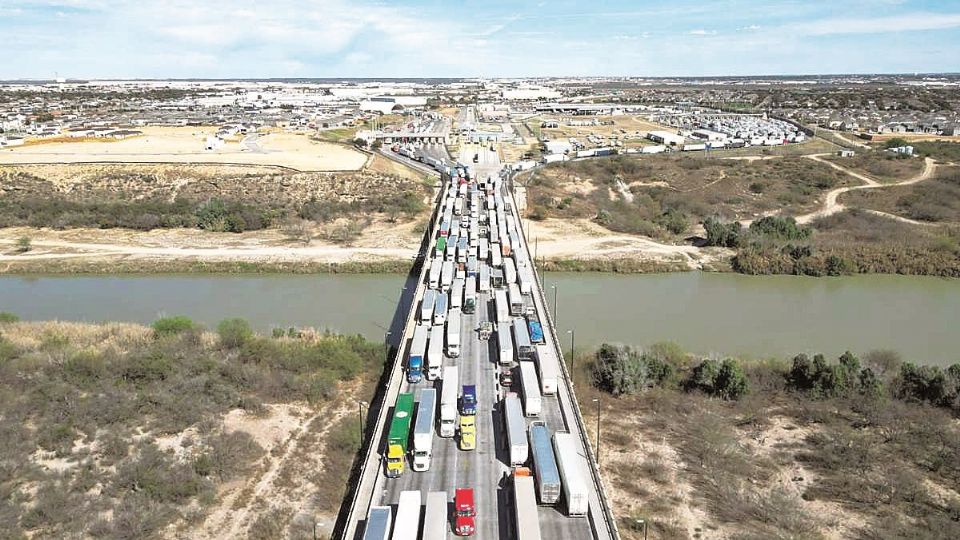 Nuevo Laredo está teniendo un gran apoyo y hay grandes obras de economías de escala, afirmó el gobernador Américo Villarreal Anaya.
