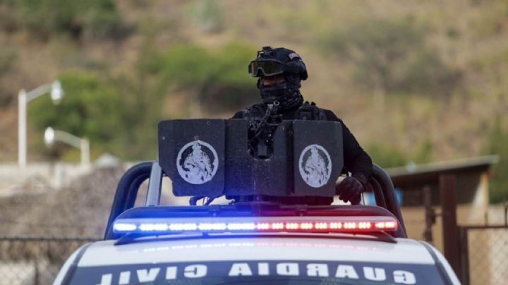 Sujetos armados atacan a balazos a policías municipales; mataron a uno | VIDEO