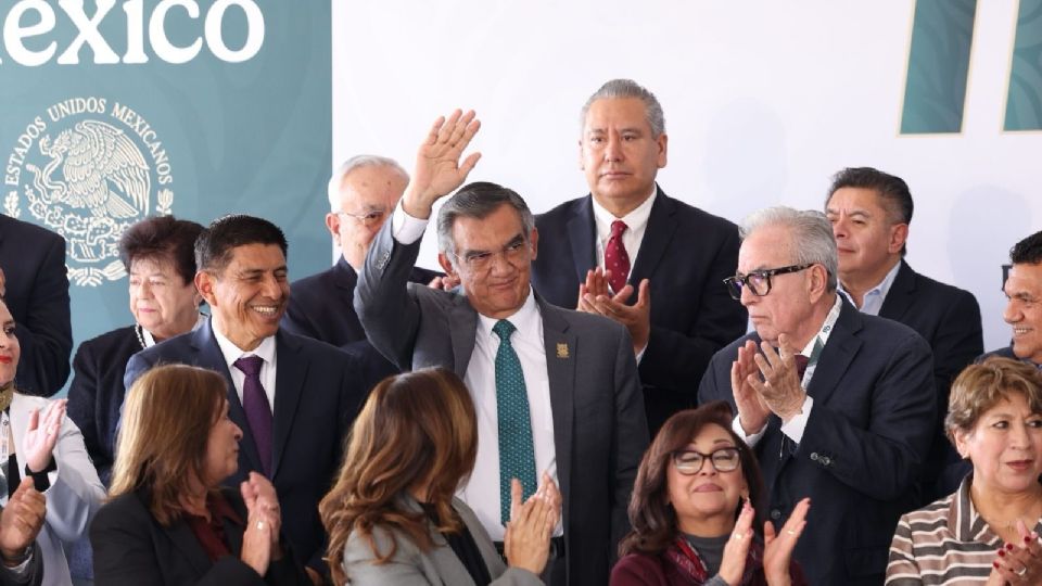 Reafirma Américo Villarreal compromiso con la salud