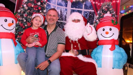Santa Claus llegó al parque Independence Hills en Laredo con el evento navideño  'Jingle All The Way'