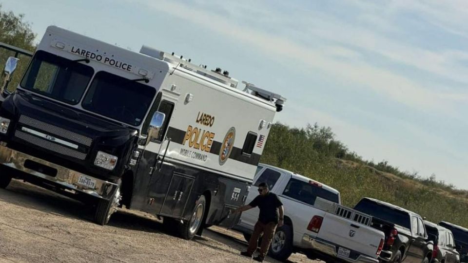 Con una orden de cateo, distintas divisiones de la corporación municipal trabajan en el sitio