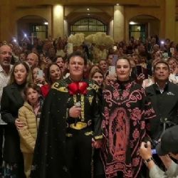 Pedro Fernández conmueve al cantar las mañanitas a la Virgen de Guadalupe en Nuevo León | VIDEO