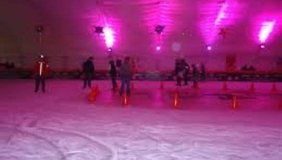 Regresan las jornadas de patinaje navideño al Sames Auto Arena