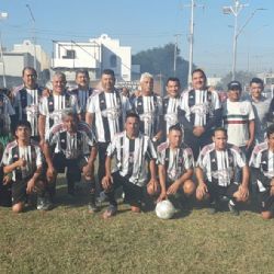 Lobos Negros golea a Palos Garza y sigue imponiendo el orden en la Independiente Colosso Veteranos