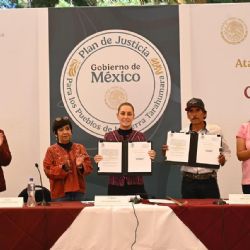 Sheinbaum entrega más de 3 mil hectáreas en la Sierra Tarahumara; reconoce al pueblo Ódami