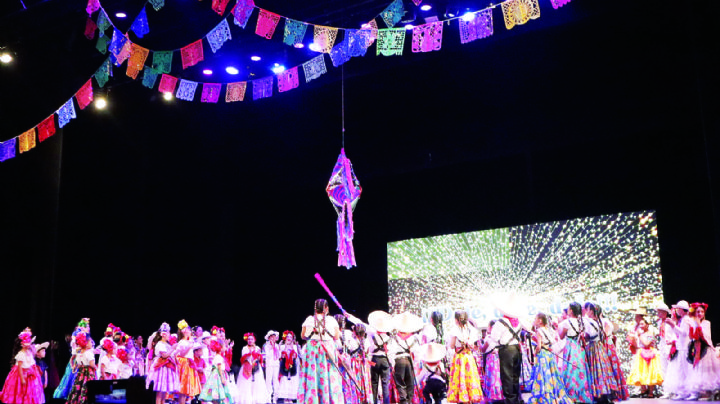 Celebran clausura: alumnos de casas de la cultura ofrecen recitales y exposición en el CCNL