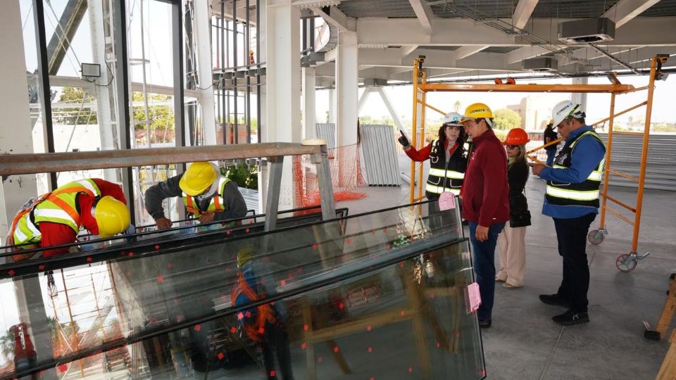 La alcaldesa estuvo presente en la obra.