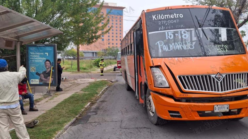 El chofer intentó darse a la fuga, pero los trabajadores lo impidieron