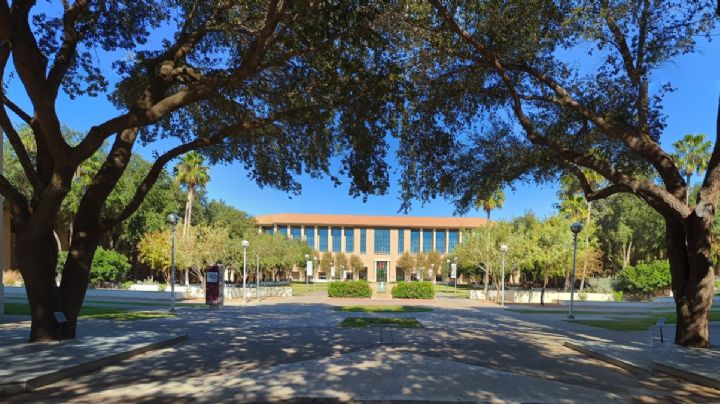 TAMIU celebra su aniversario 55 con nuevo sitio web con experiencia digital interactiva