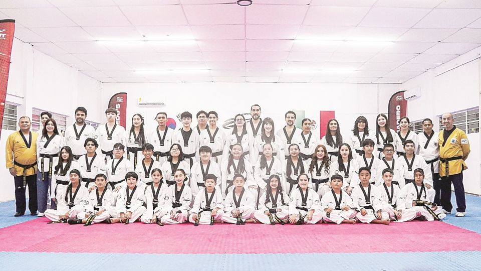 El ascenso a cinta negra es un logro significativo para los estudiantes del Centro Universitario de Taekwondo (CUT) Laredo’s.